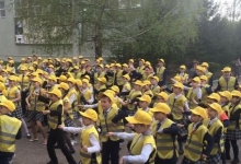 Юные инспекторы движения Татарстана проводят флешмобы дорожной безопасности