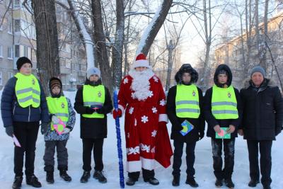 В дни зимних школьных каникул Госавтоинспекция уделяет особое внимание безопасности детей на дорогах
