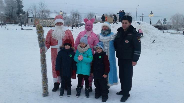 Белгородские волонтеры следят за безопасным проведением детьми зимнего досуга