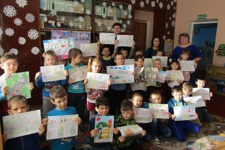 В Адыгее дети с помощью рисунков повторили дорожные правила