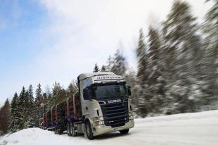 На трассах Татарстана ограничили движение грузовиков