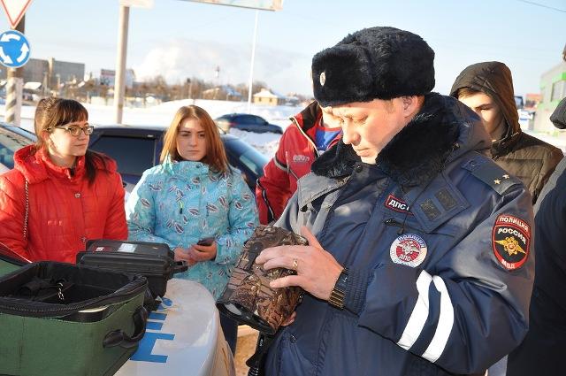 В Гагарине студенты посетили отделение Госавтоинспекции