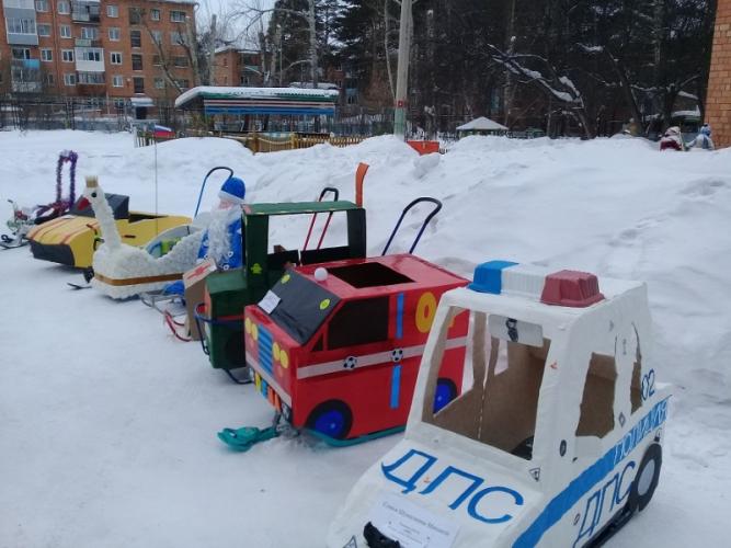 В г. Назарово прошел конкурс-парад «Чудо – сани безопасности».