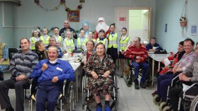 Тактике безаварийного движения обучаются новгородцы всех возрастов