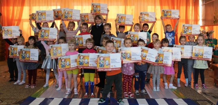 В Шарыпово дорожные полицейские поддержали «челлендж дорожной безопасности»