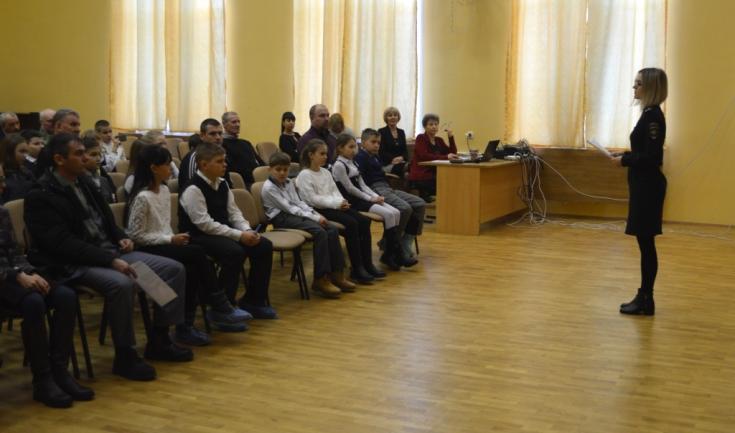 В Белгородской области выбрали знатоков правил дорожного движения среди юных инспекторов