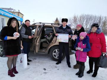 «Родительский патруль» проводит тренинги по безопасной перевозке детей в тюменских детских сельских поликлиниках