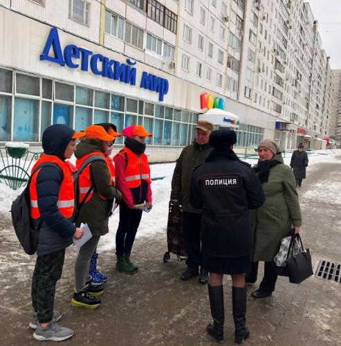 Сотрудники Госавтоинспекции провели профилактическую акцию «Стань заметней в темноте!»