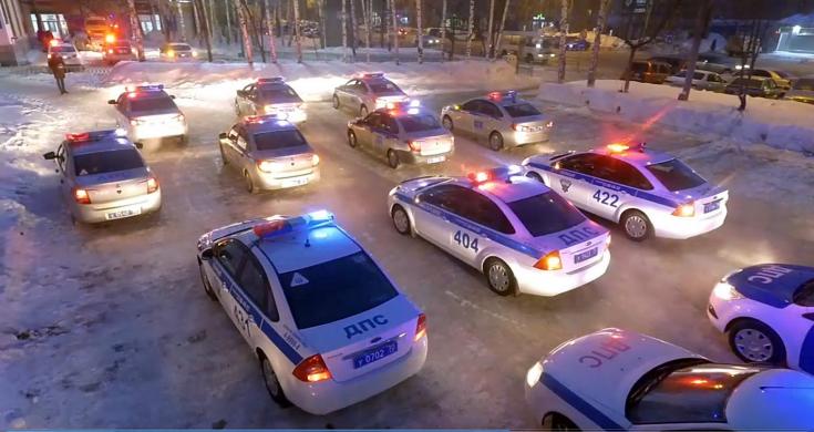Сотрудники Госавтоинспекции призвали жителей Томской области присоединиться к борьбе за безопасность дорожного движения