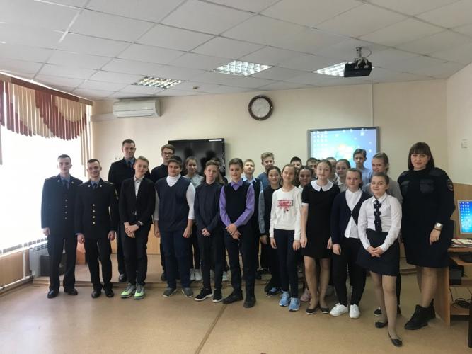 Мероприятия необычного формата провели полицейские накануне Дня защитника Отечества