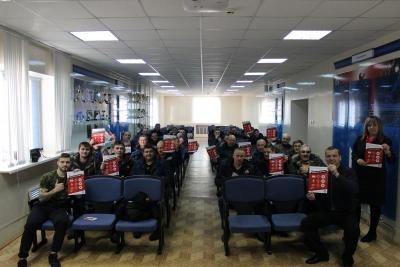 Автотранспортники тюменской газодобывающей отрасли призвали автомобилистов к снижению скорости