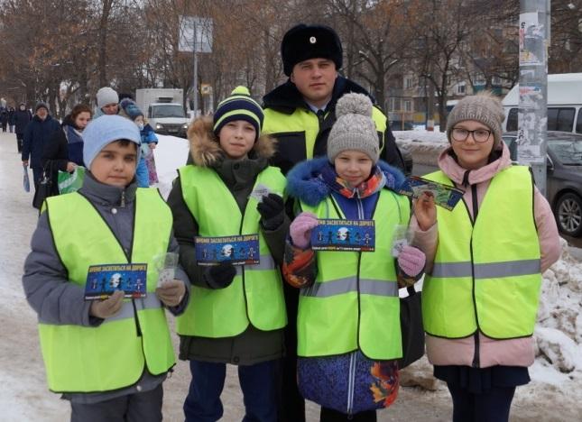 В день образования движения ЮИД состоялась поздравительная акция