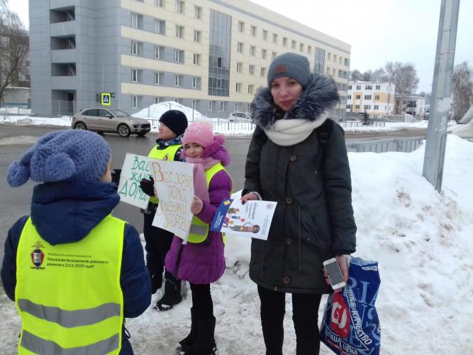 В Татарстане «ЮИДовский десант» провел ликбез для пешеходов и водителей