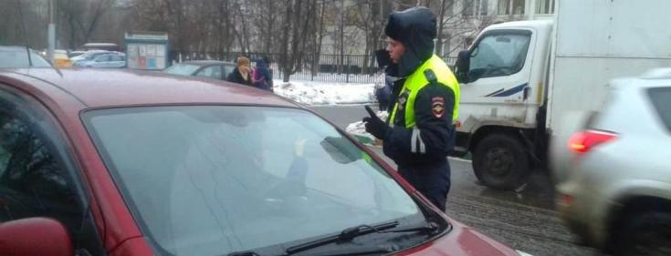 Сотрудники столичной Госавтоинспекции напоминают школьникам и их родителям о необходимости соблюдения Правил дорожного движения