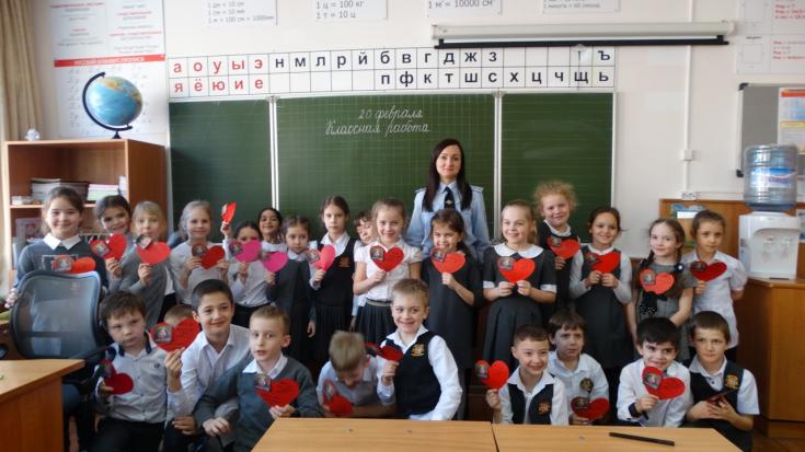 С 8 марта поздравляем – ПДД не нарушаем!