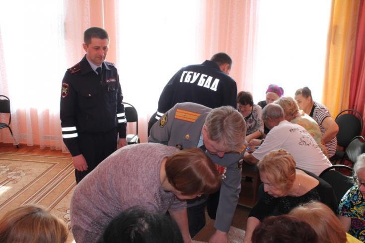 В Татарстане проходят специальные занятия для пожилых участников дорожного движения