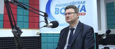 О надзоре Госавтоинспекции за состоянием автомобильных дорог рассказали в эфире «Милицейской волны»