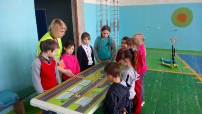Инновационный комплекс «Лаборатория безопасности» обучает ПДД юных участников дорожного движения из Смоленской области