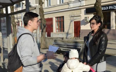 На аварийно-опасных участках Нальчика действуют мобильные пункты разъяснения дорожных правил