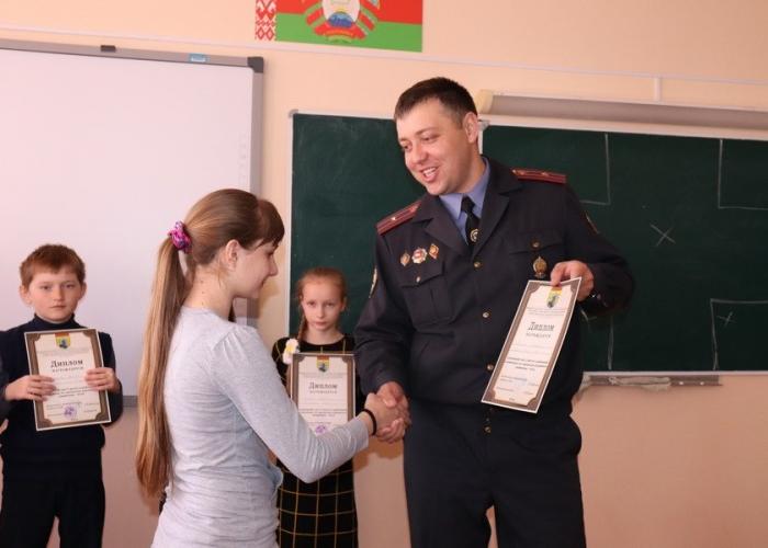 Князевские школьники стали победителями олимпиады по правилам дорожного движения.