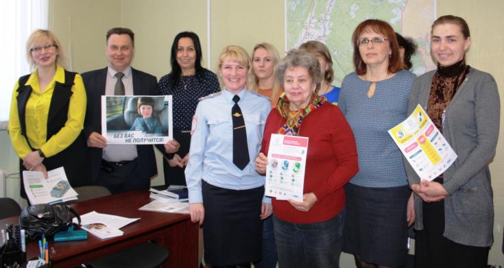 Глава сельского поселения Новгородской области поддержал всероссийскую кампанию, направленную на безопасность детей-пассажиров