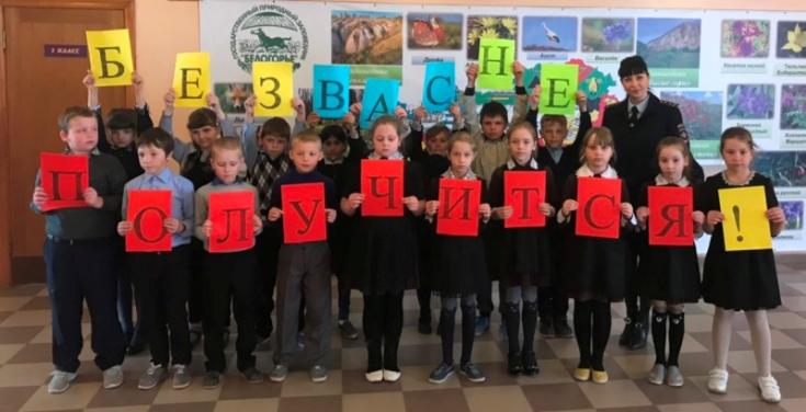 В Белгородской области всероссийскую кампанию «Без вас не получится» поддержали воспитанники детских спортивных клубов и их родители