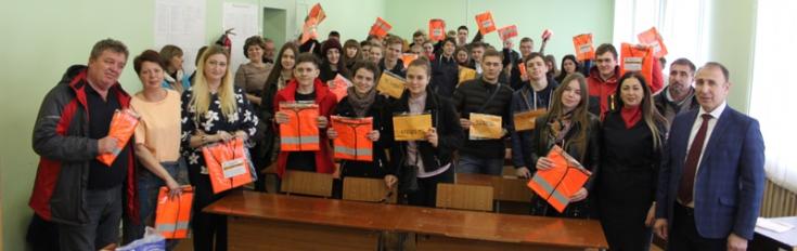 В Старом Осколе школьники оригинально сдали зачет по программе профессиональной подготовки по профессии водитель