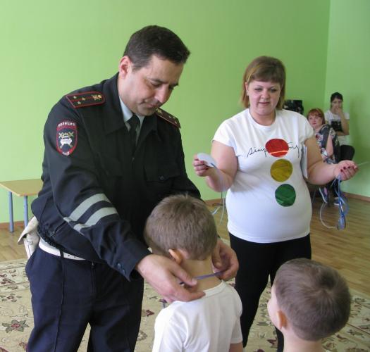 В Верховском районе сотрудники полиции провели профилактическое мероприятие для воспитанников детского сада