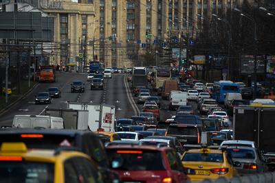 Водителей Подмосковья попросили быть осторожными на дорогах из‑за дождя