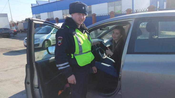 Сотрудники ГИБДД помогли автоледи из Татарстана, попавшей в сложную ситуацию на трассе