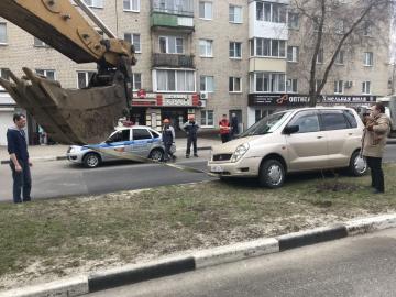 В Воронежской области сотрудники Госавтоинспекции оказали помощь автоледи, попавшей в сложную ситуацию на дороге