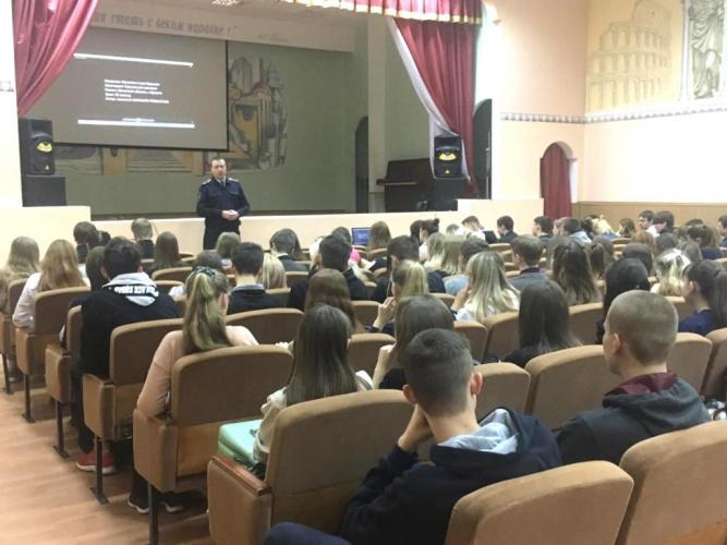 Липецкие студенты выражают согласие с целями всероссийской социальной кампании «Без вас не получится» и готовность участвовать в ее акциях