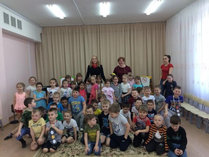 Детский праздник «Научим Бабу-Ягу Правилам дорожного движения» прошел для пензенских дошкольников