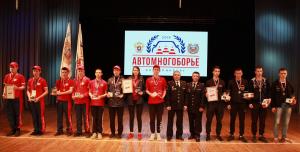 Юные автомобилисты из российских регионов встретились на чемпионате по автомногоборью в Свердловской области