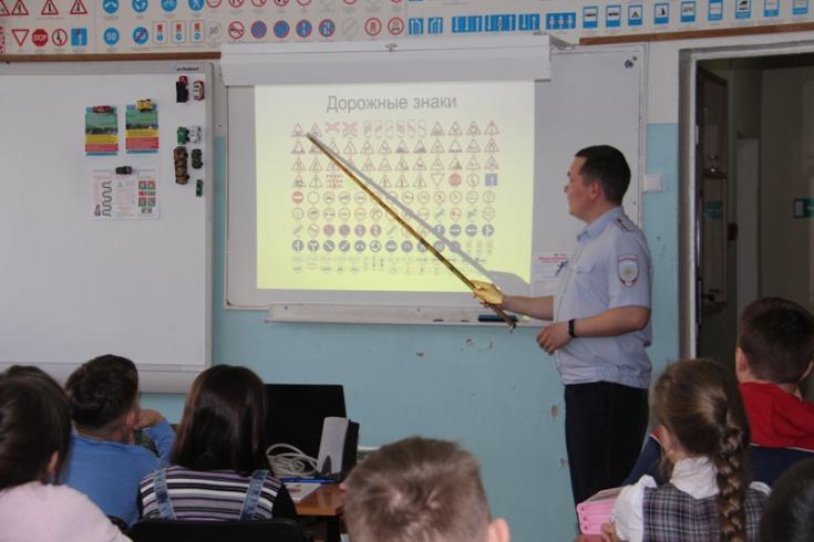 В Йошкар-Оле состоялся первый выпуск слушателей курса «Правила движения для юных велосипедистов»