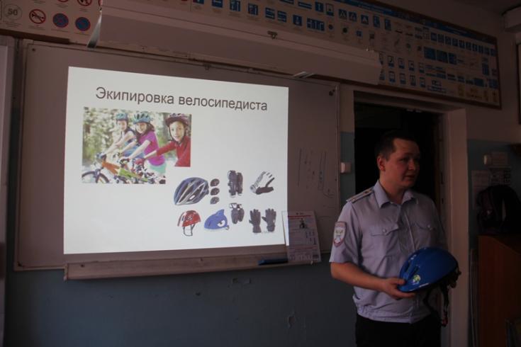В Йошкар-Оле состоялся первый выпуск слушателей курса «Правила движения для юных велосипедистов»