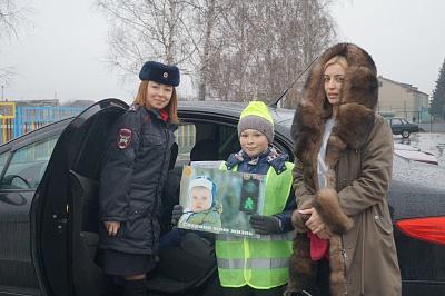 КУРСКИЕ ГОСАВТОИНСПЕКТОРЫ ПРОВЕЛИ ПРОФИЛАКТИЧЕСКИЕ МЕРОПРИЯТИЯ В ДЕТСКИХ САДАХ ОБЛАСТИ