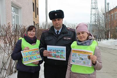 Новосибирской области «Родительский патруль» напомнил жителям о правилах дорожной безопасности