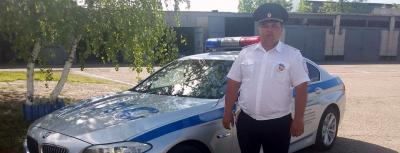Житель Ставрополя поблагодарил сотрудника Госавтоинспекции за помощь на дороге