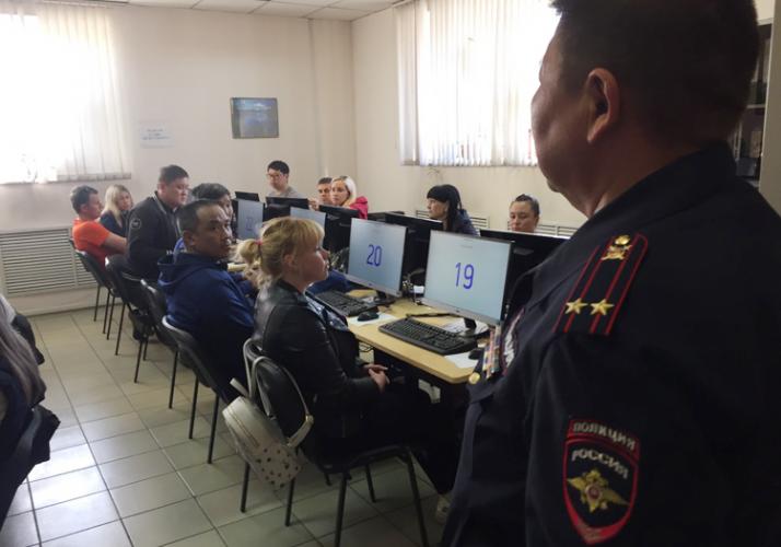 Автоклубы Бурятии сдали Тотальный экзамен по ПДД