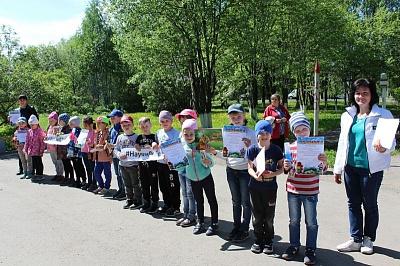 Мастер-класс дорожной безопасности в поддержку акции #БезВасНеПолучится провели педагоги в Кировской области