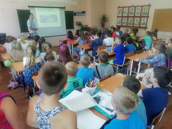 Повторение ПДД в лагере
