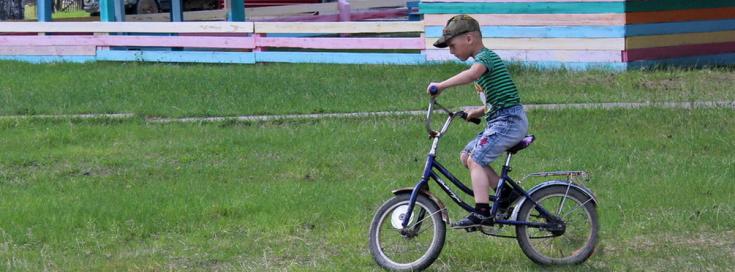 Госавтоинспекция Томской области рекомендует родителям школьников обсудить с детьми правила управления велосипедом