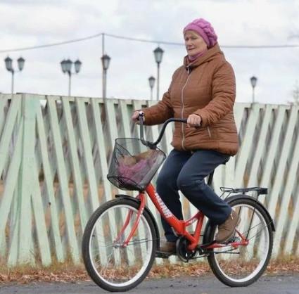 Свердловские спасатели дали рекомендации для велосипедистов