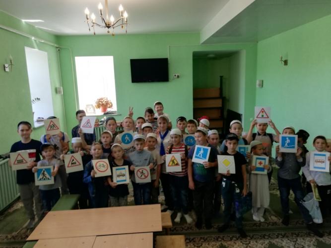 В Татарстане в духовно-оздоровительном центре при мечети провели познавательное занятие по правилам безопасного поведения на дороге