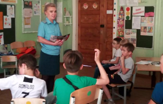 Юным серовчанам рассказали о безопасном летнем отдыхе