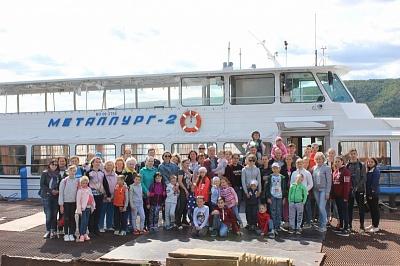 На борту теплохода детям напомнили Правила дорожного движения