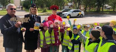 В Кировской области проходят тренинги дорожной безопасности с участием дошкольников в реальных дорожных условиях