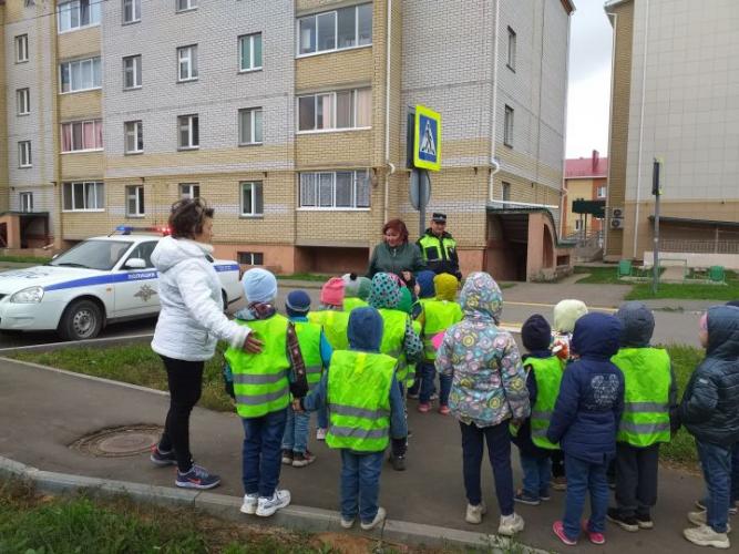Акция " Безопасная зебра"
