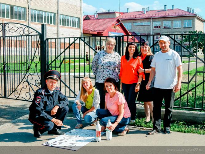 Акция по профилактике ДДТТ в Бийске.